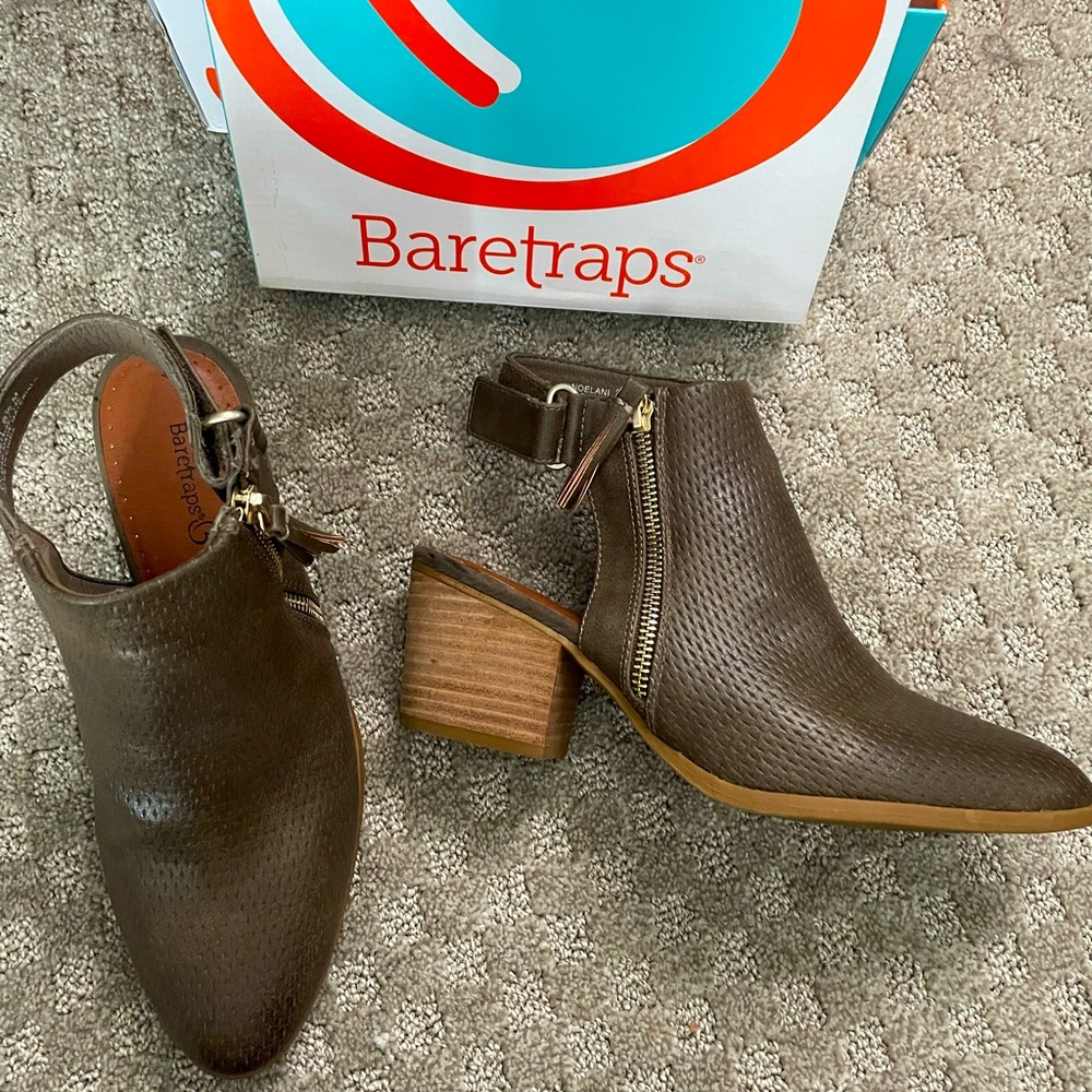 Mushroom colored chunky open heel